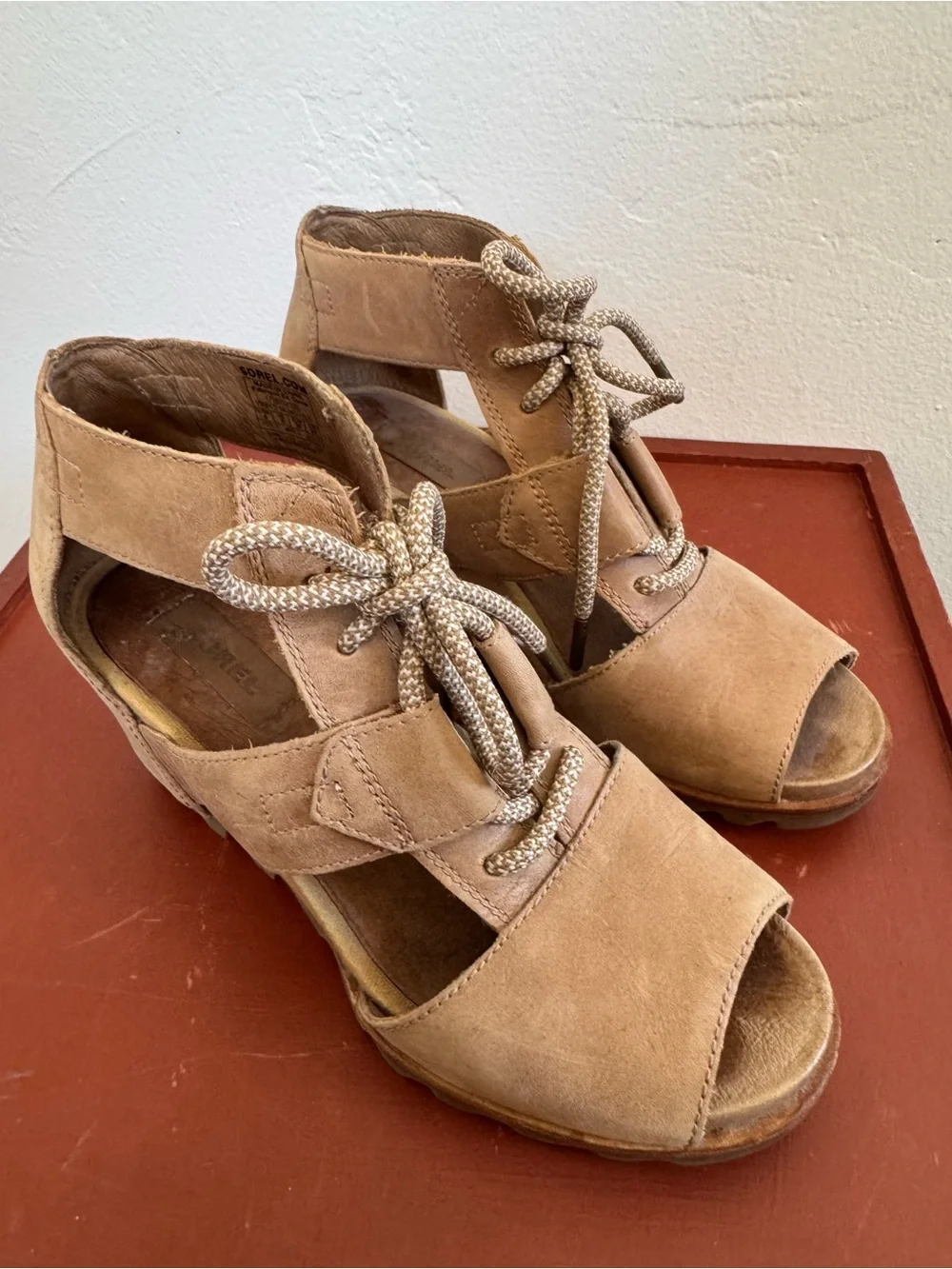 Sorel Joanie Full Grain Leather Lace Up Wedge Open Toe Sandals Tan Brown